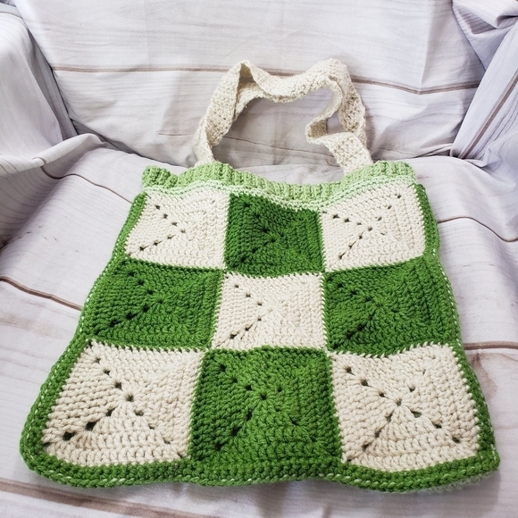 Crochet Granny Square Tote Shoulder Bag Green Cream Double Handle Handmade - Picture 1 of 5